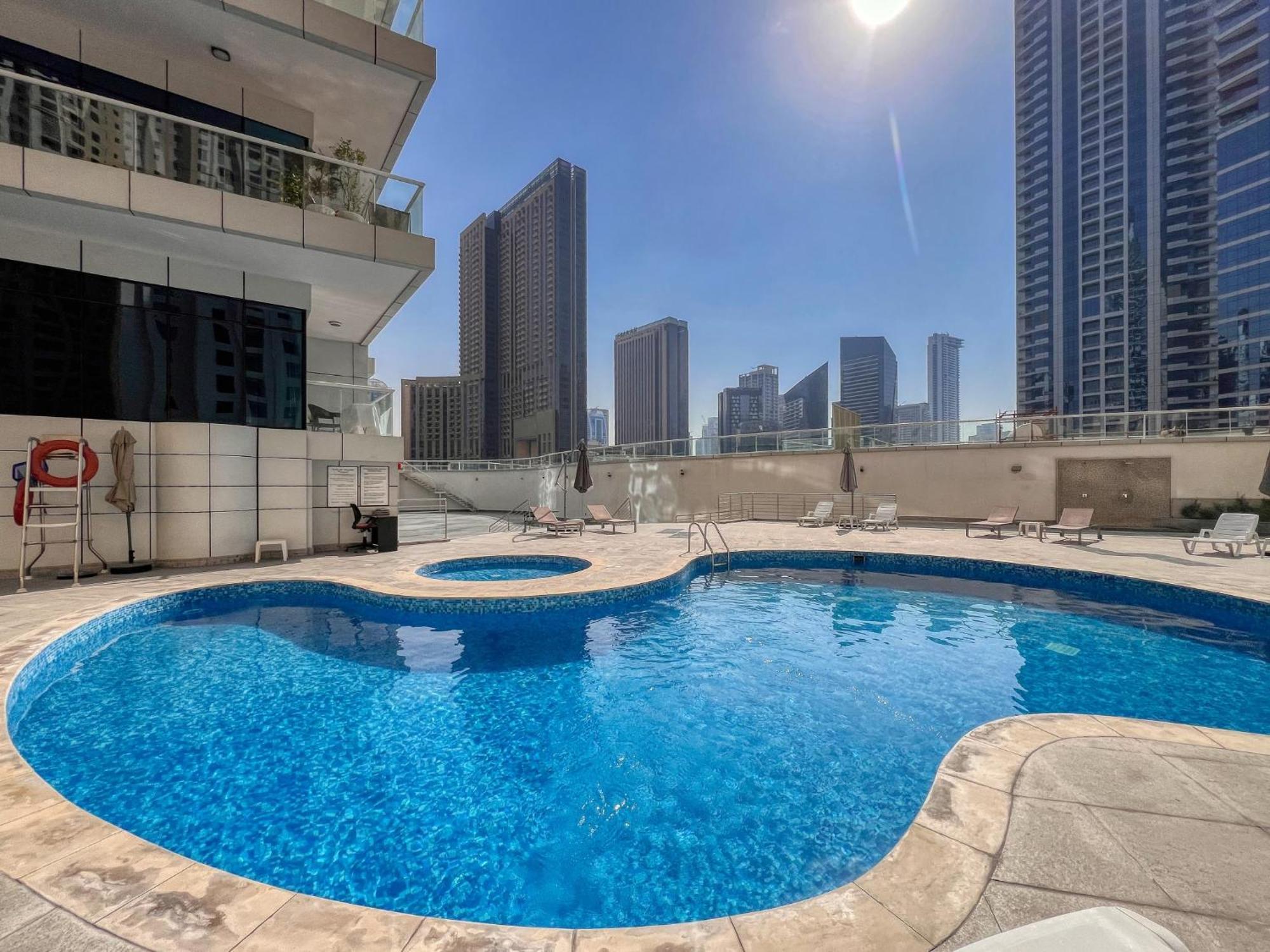 Appartamento Stylish Space With Balcony Facing The Marina! Dubai