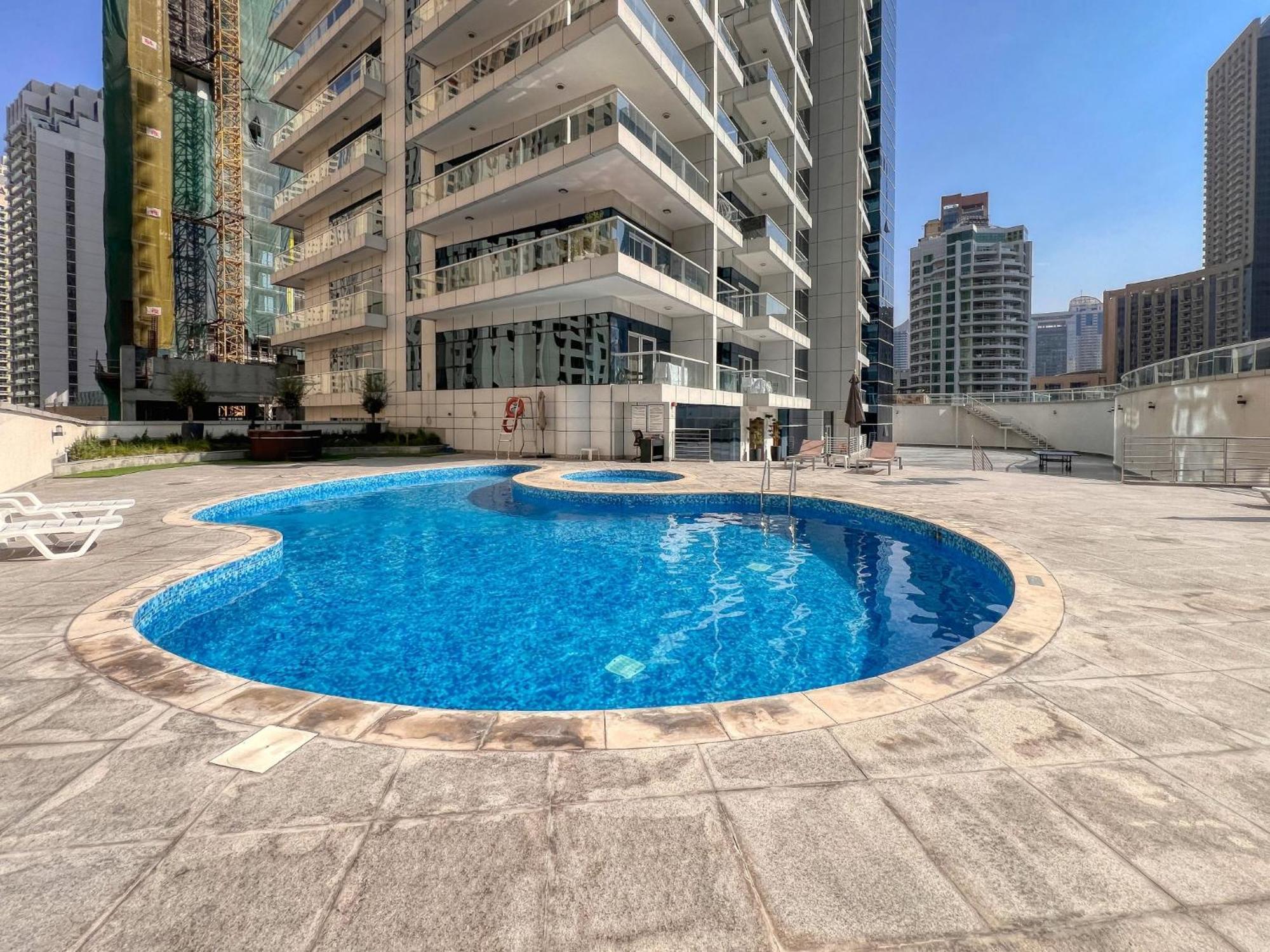 Appartamento Stylish Space With Balcony Facing The Marina! *