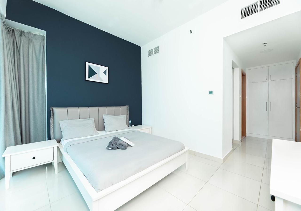 Stylish Space With Balcony Facing The Marina! Appartamento Dubai