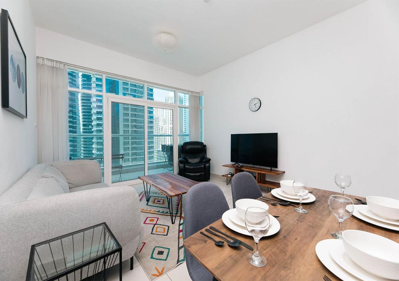 Stylish Space With Balcony Facing The Marina! Appartamento Dubai