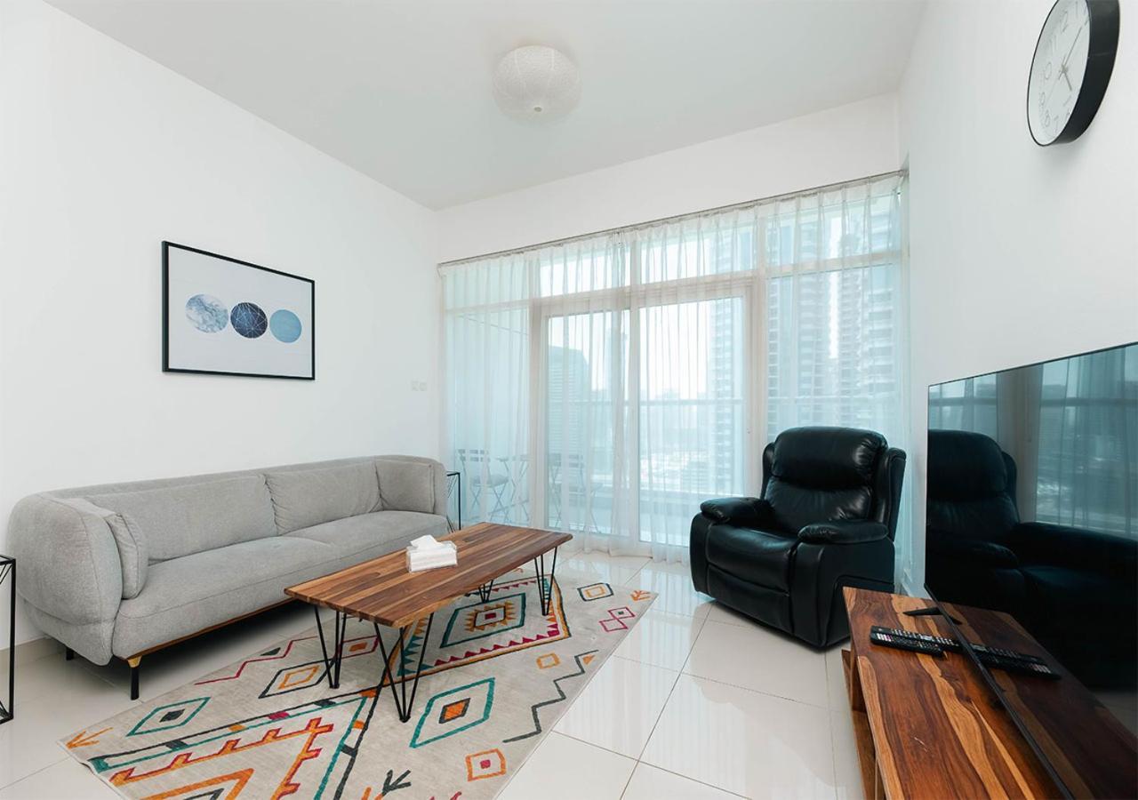 Stylish Space With Balcony Facing The Marina! Appartamento Dubai